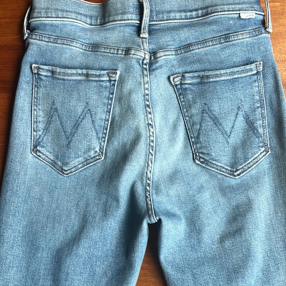 MOTHER The Tripper Ankle Fray Jeans Size 28, EUC - Picture 7 of 8